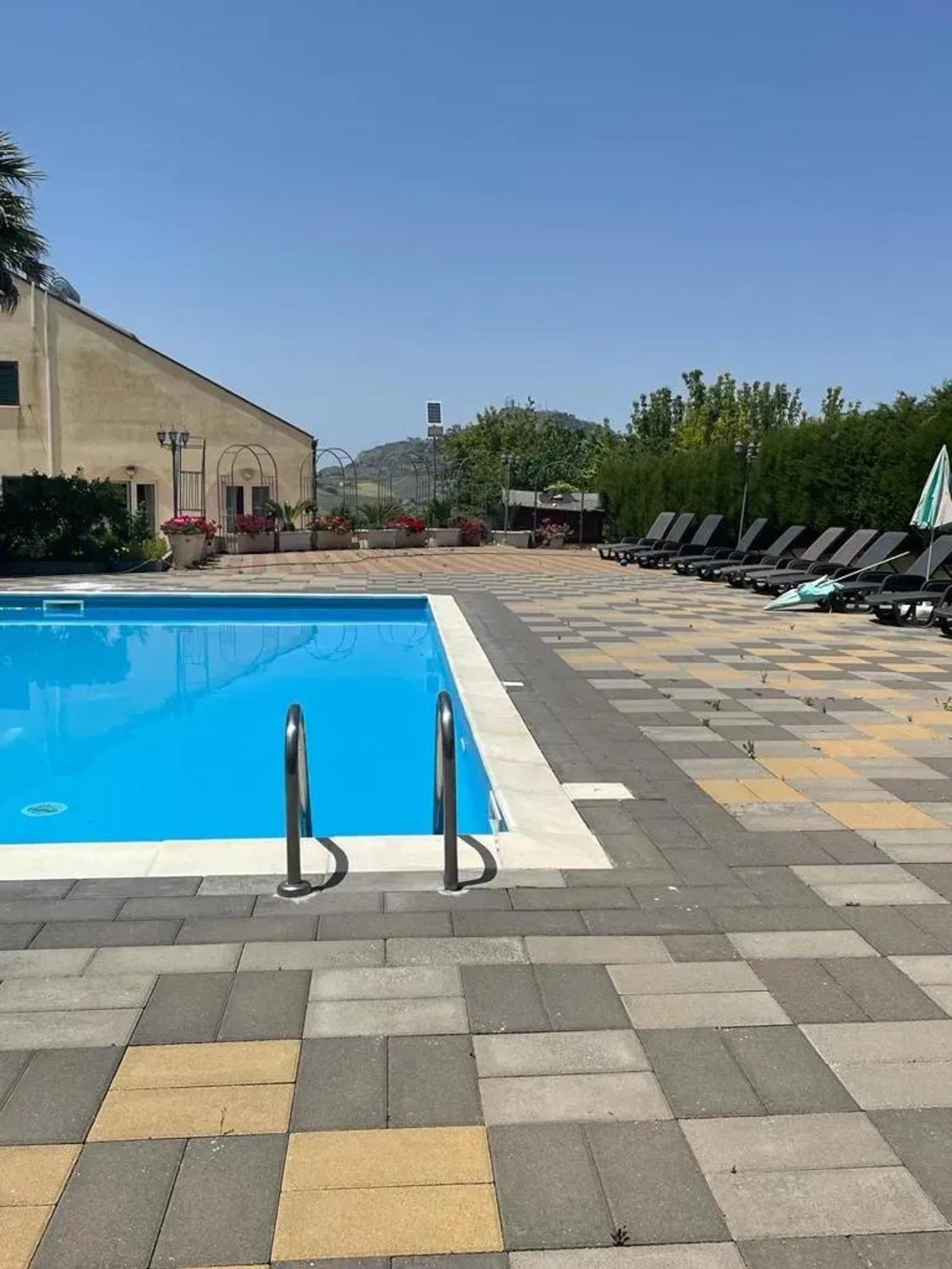 Refined Villa in Enna with Private Pool