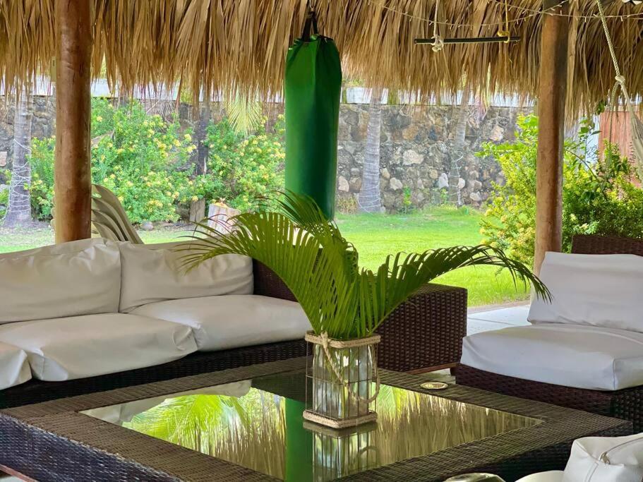 Casa blanca Playa Mendoza
