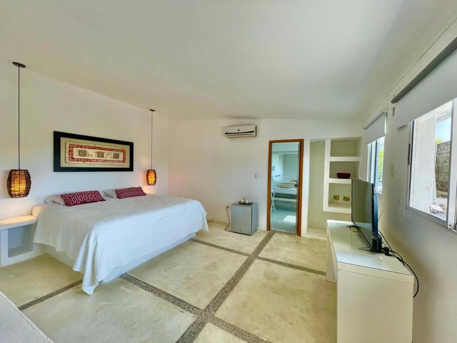 Casa blanca Playa Mendoza