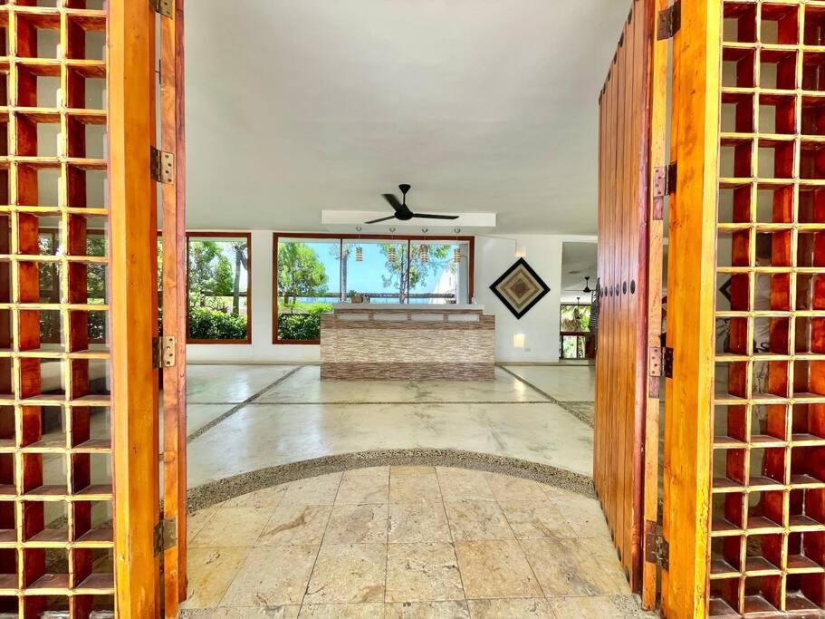 Casa blanca Playa Mendoza