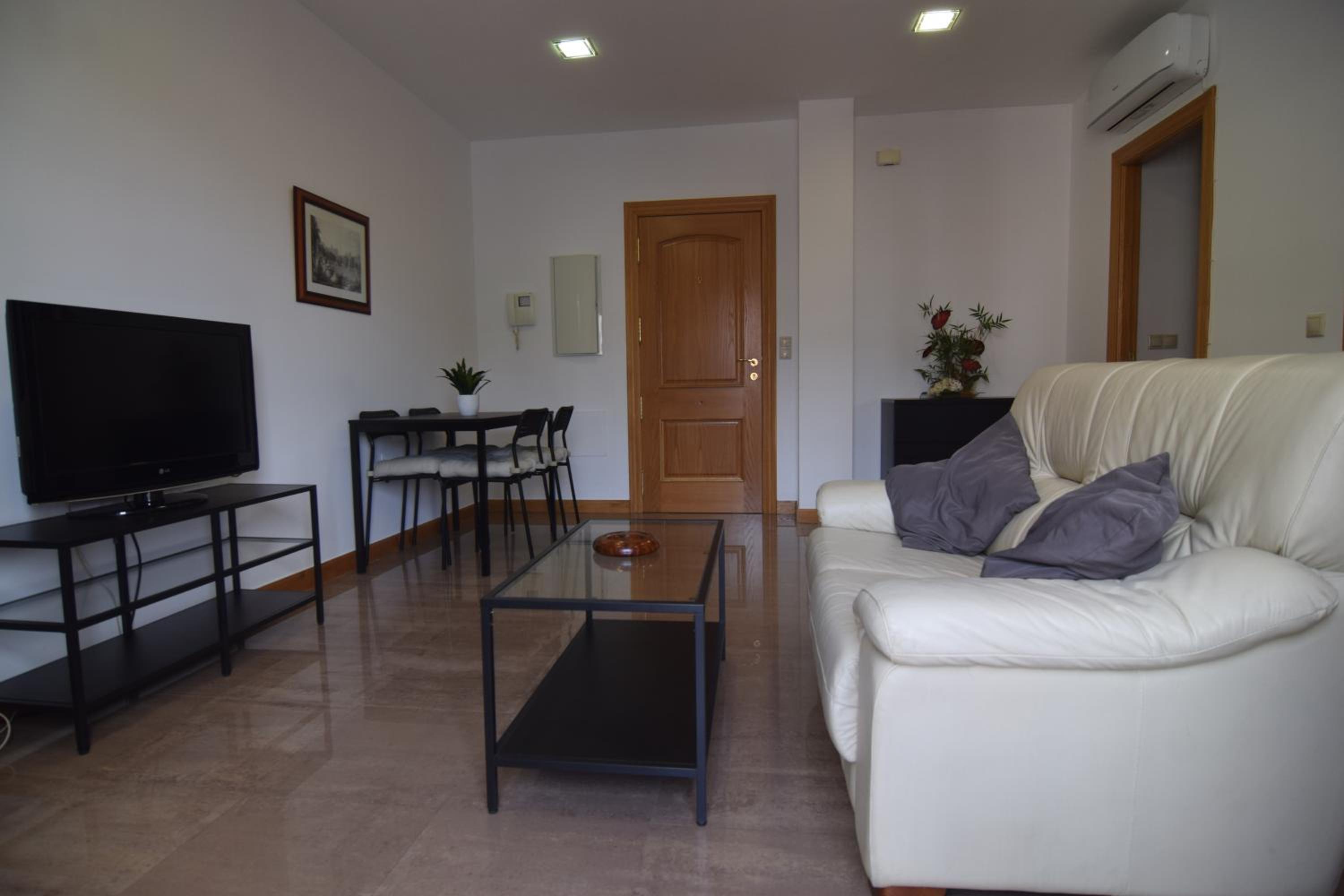 Hospedium GL Andújar Suites