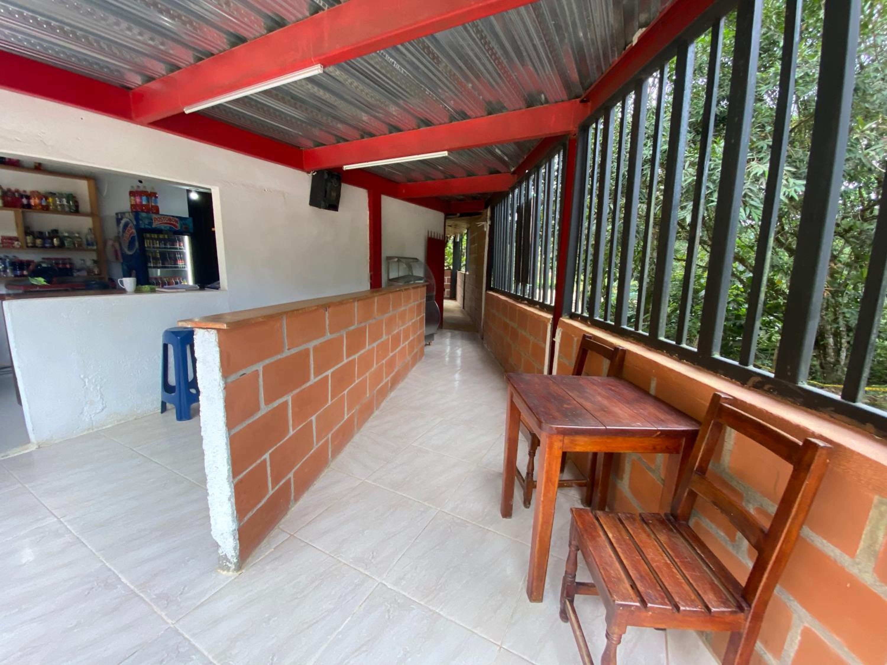Habitaciones Mirador La Cristalina con Acceso al rio, wifi y espacios sociales en San Rafael