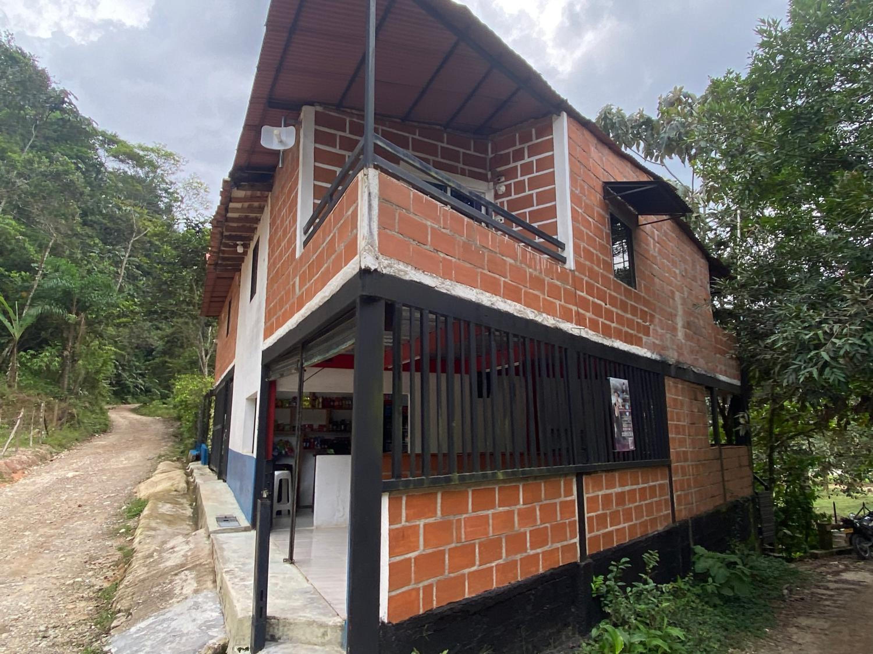 Habitaciones Mirador La Cristalina con Acceso al rio, wifi y espacios sociales en San Rafael