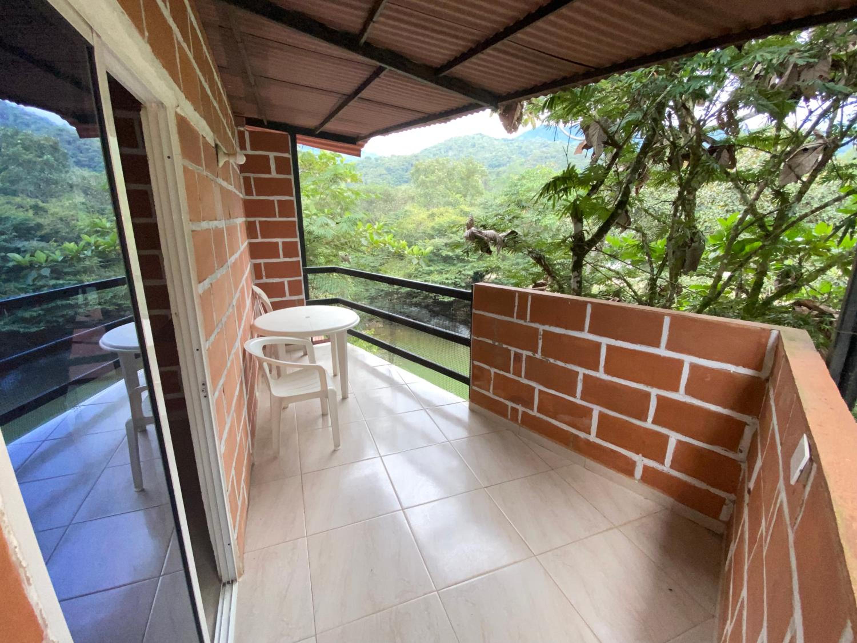 Habitaciones Mirador La Cristalina con Acceso al rio, wifi y espacios sociales en San Rafael
