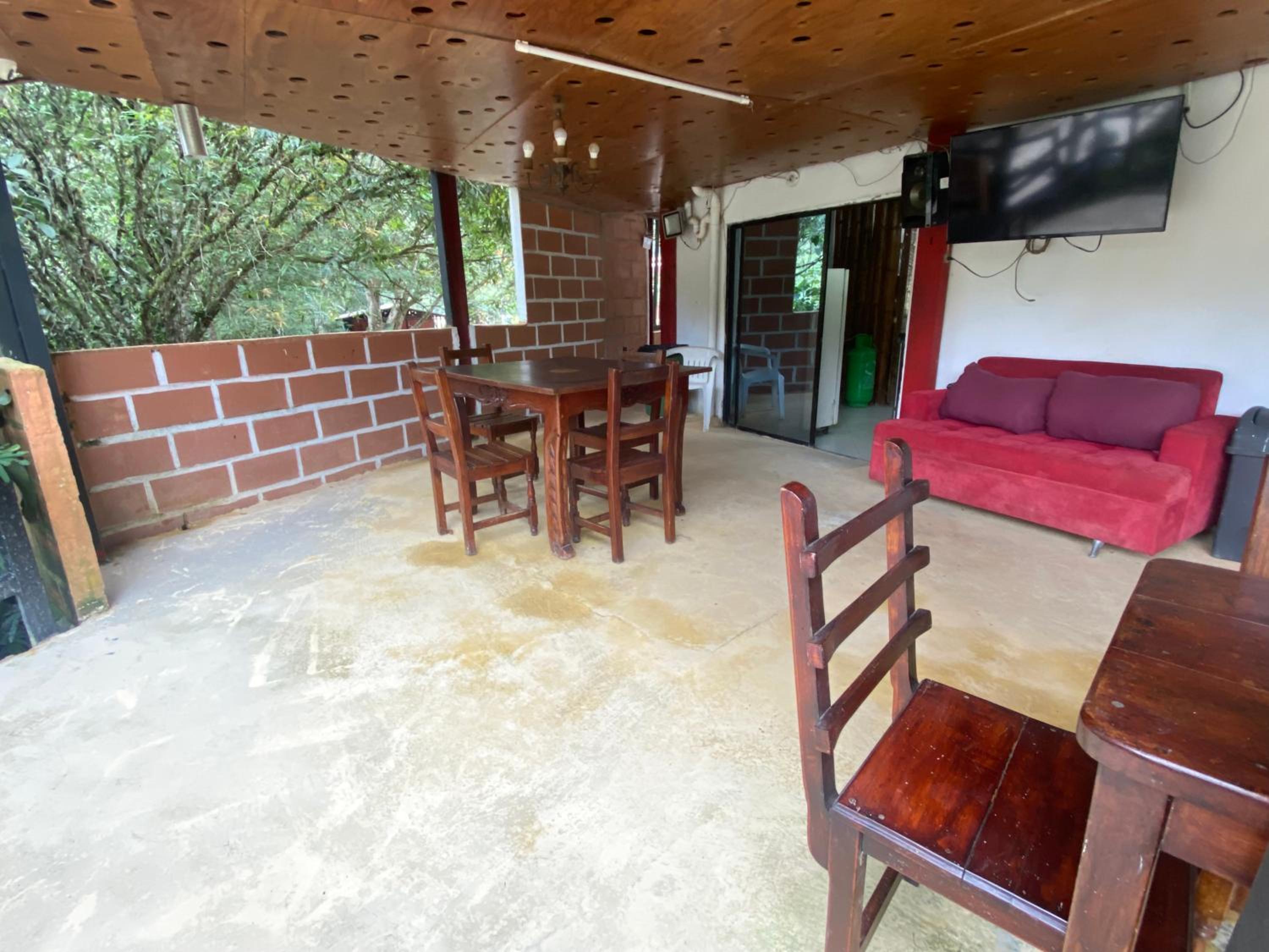 Habitaciones Mirador La Cristalina con Acceso al rio, wifi y espacios sociales en San Rafael