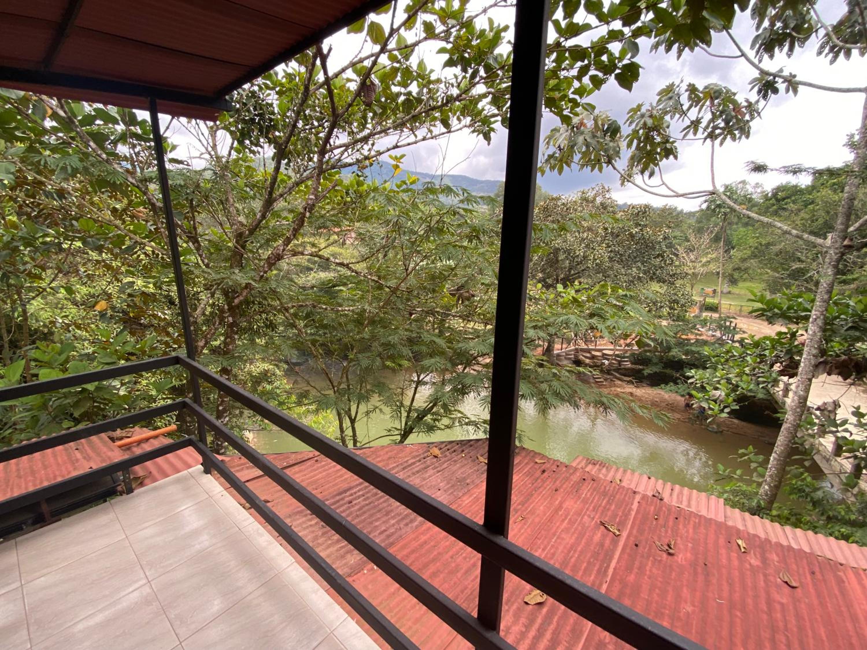 Habitaciones Mirador La Cristalina con Acceso al rio, wifi y espacios sociales en San Rafael