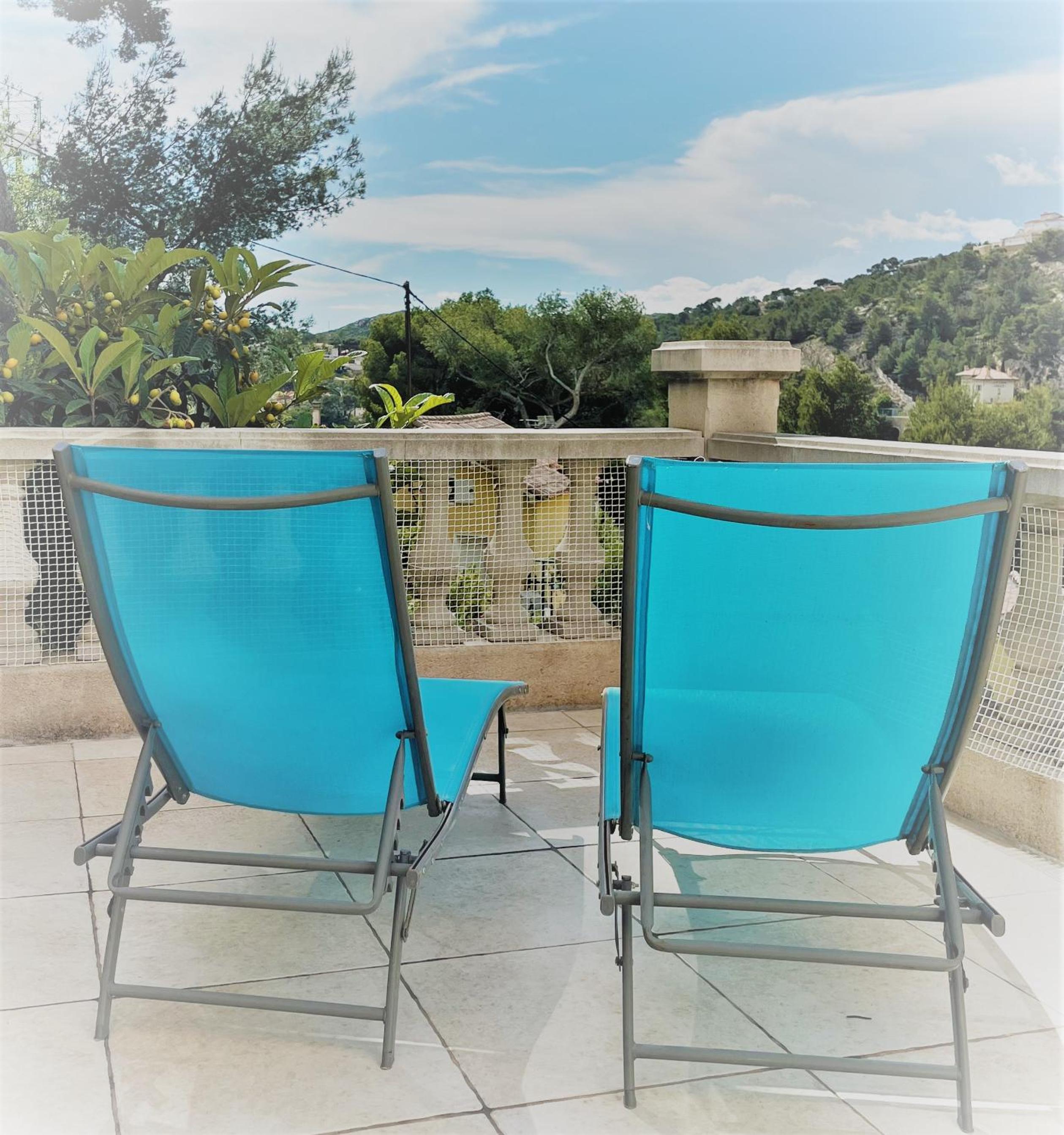 La Casa Calanquaise - Mer à 250m accessible à pied - T2 Spacieux indépendant - Terrasse Ombragée