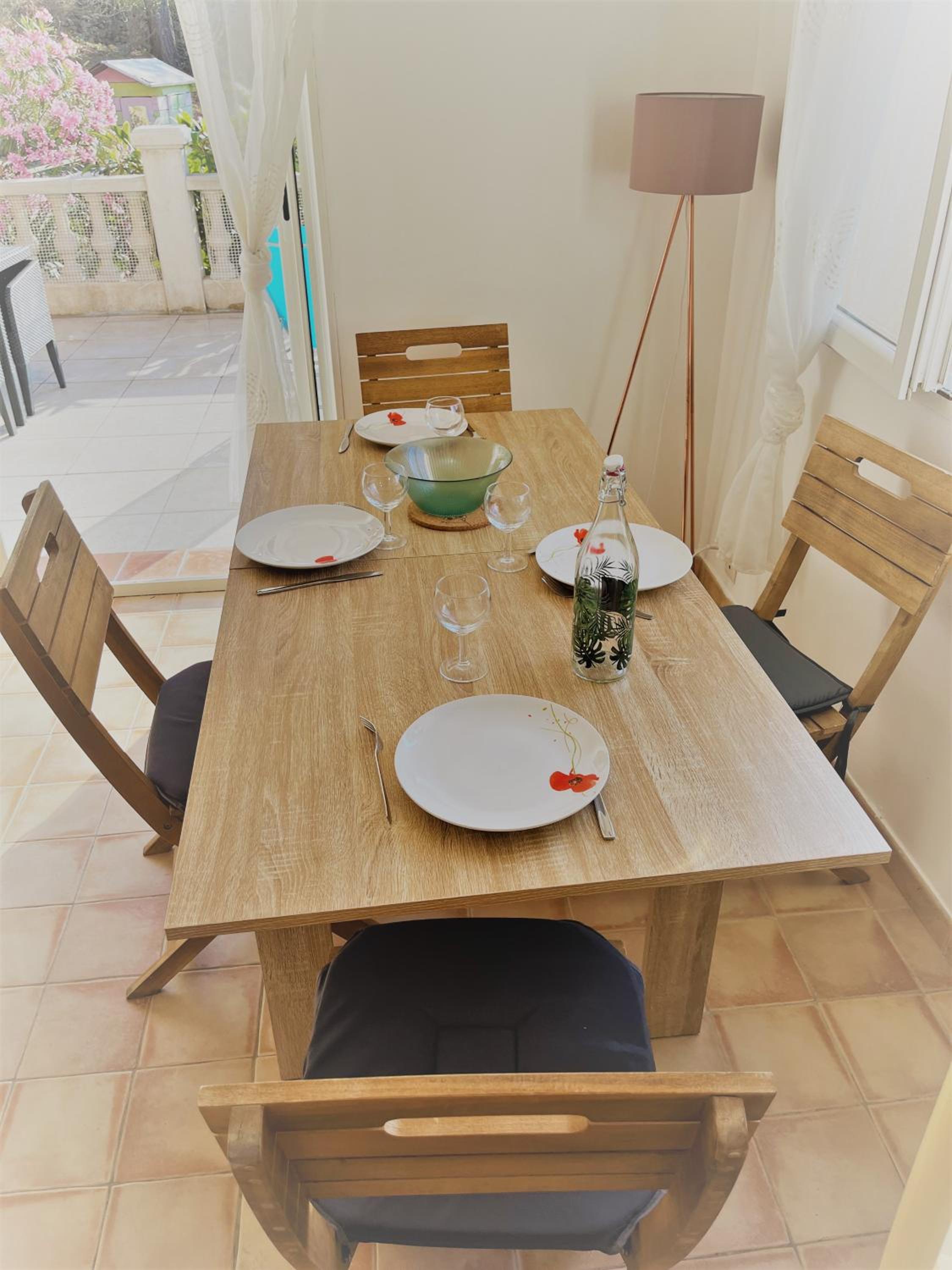 La Casa Calanquaise - Mer à 250m accessible à pied - T2 Spacieux indépendant - Terrasse Ombragée
