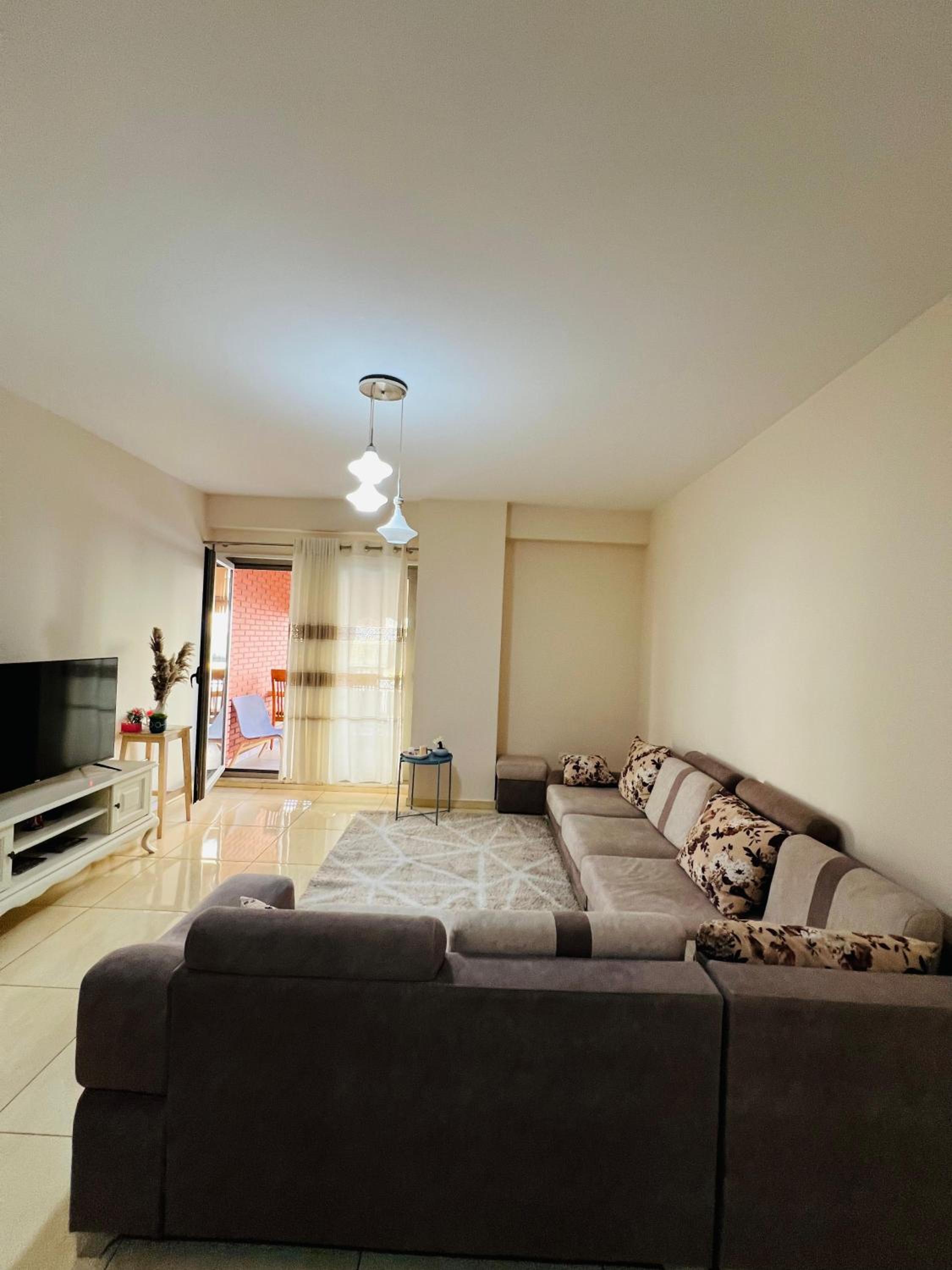 Kristo Apartment