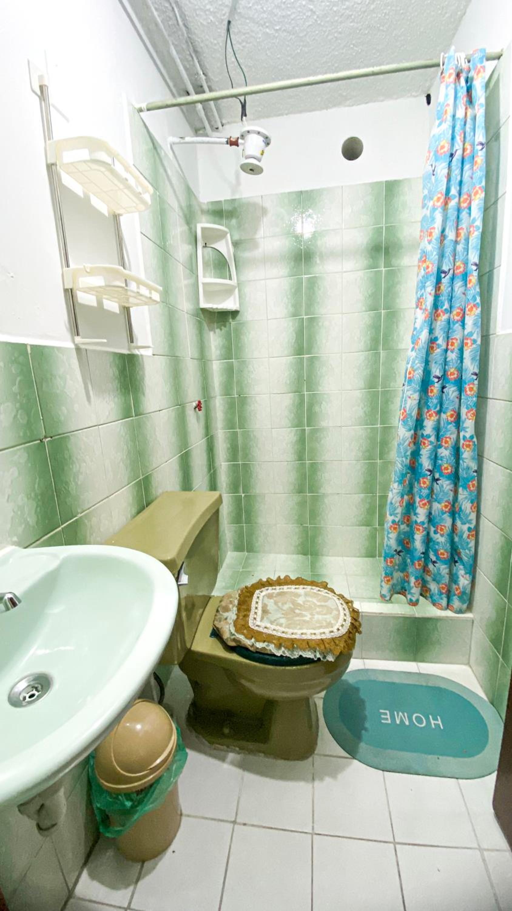 Habitación con baño privado