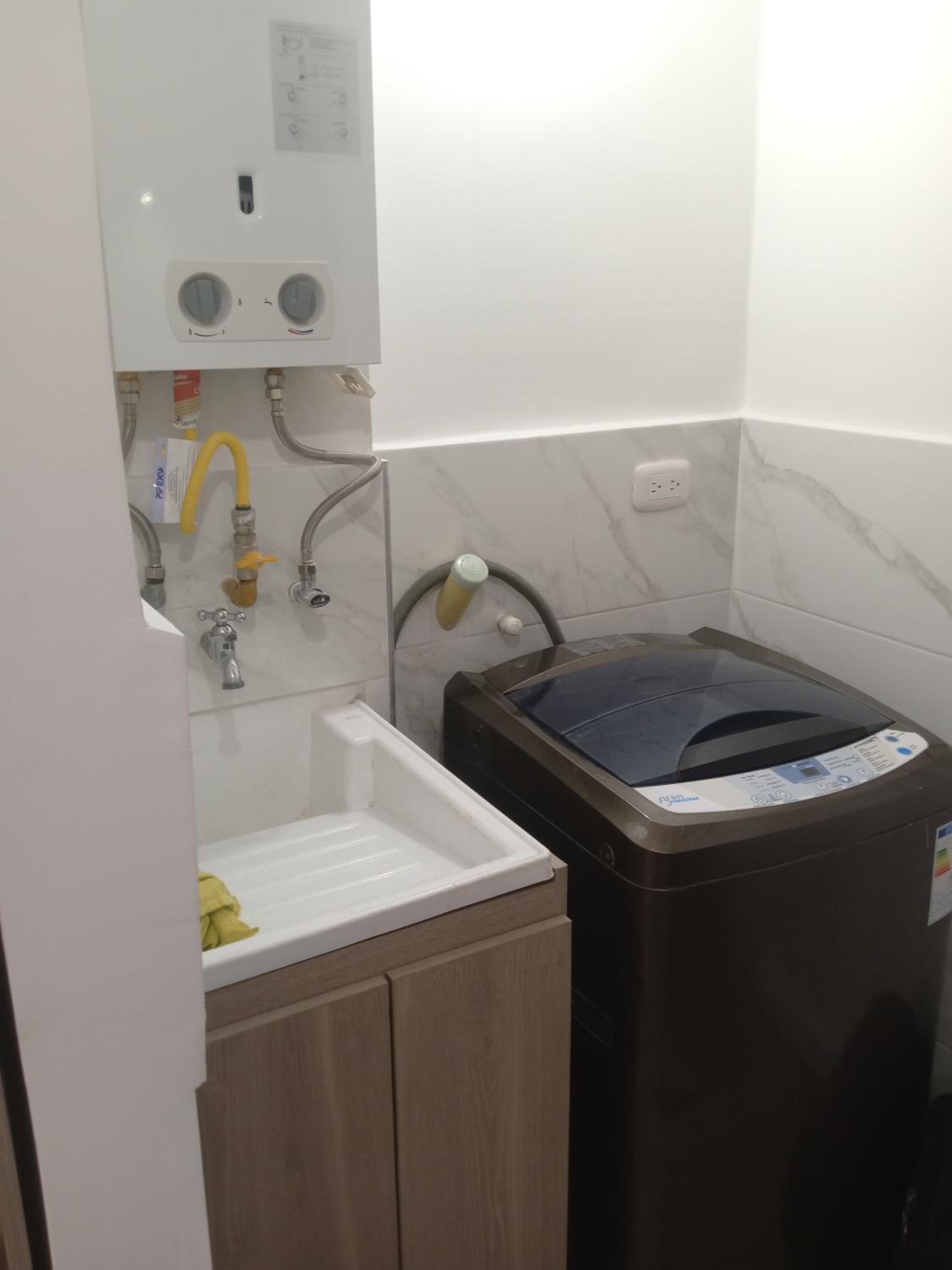 Nuevo y cómodo aparta estudio