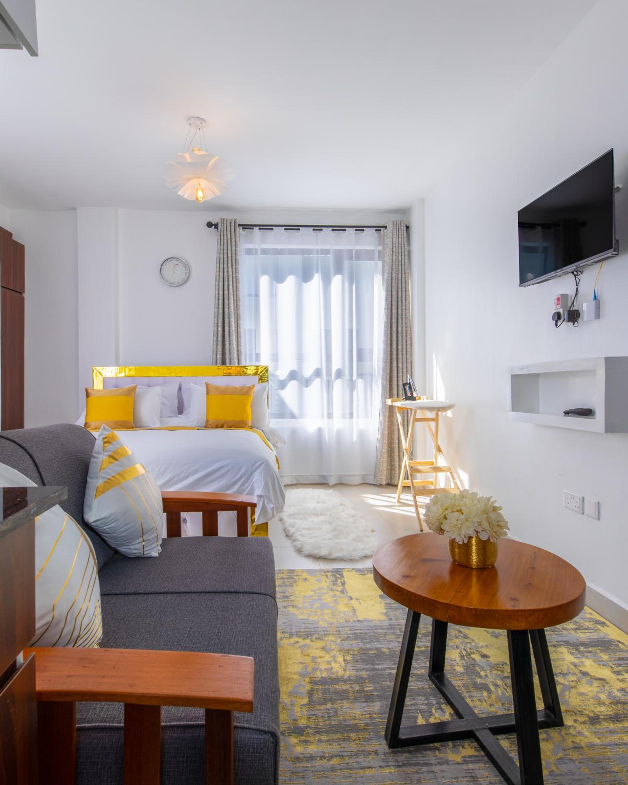 Karimu luxe homes- studio apartment view 5