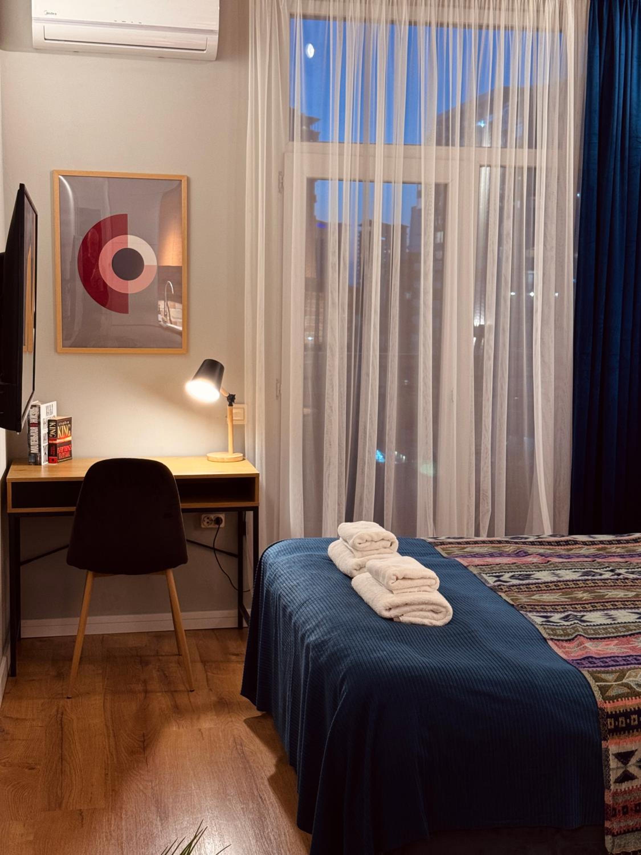 Cozy cubby in Batumi view 4