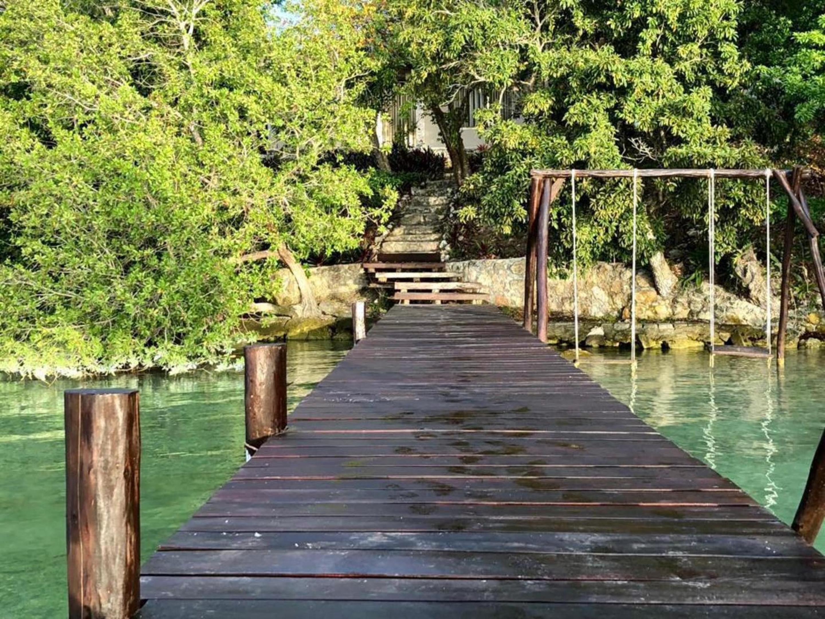 Cabaña Sofía Bacalar view 4