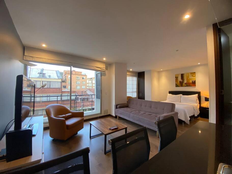 Loft para 3 personas cerca a clinica Santa fe