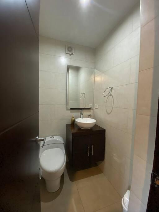 Loft para 3 personas cerca a clinica Santa fe
