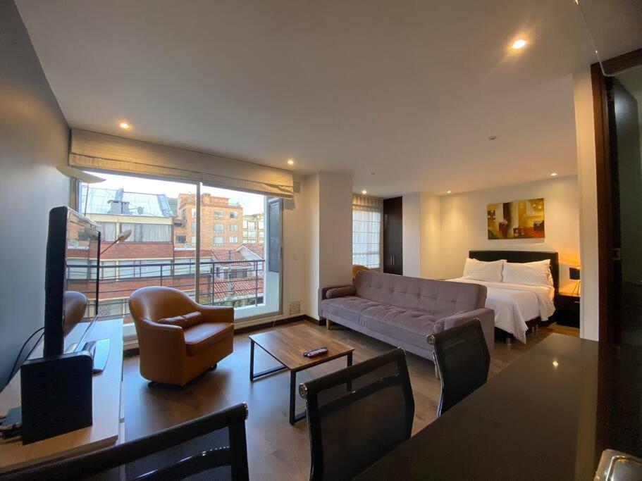 Loft para 3 personas cerca a clinica Santa fe