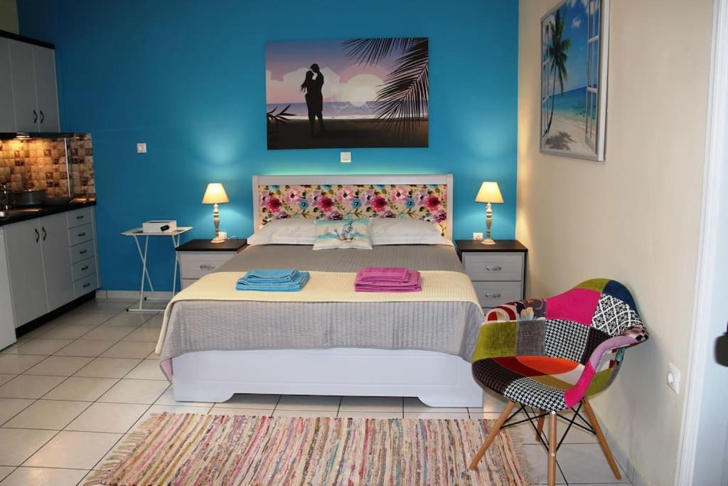 The Blue Studio, 1 min walk from Kalamaki beach