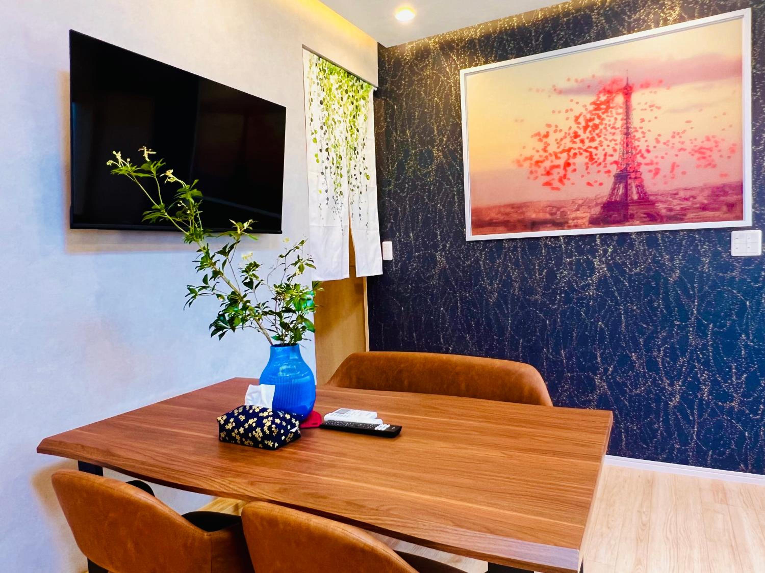 T K Guesthouse