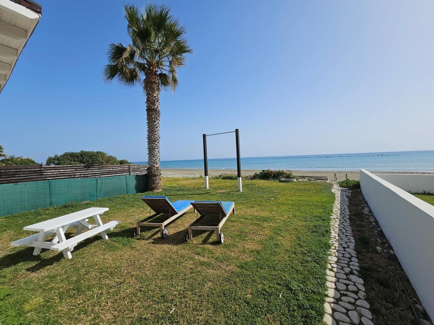 Ammos Beachfront Villa Paradise