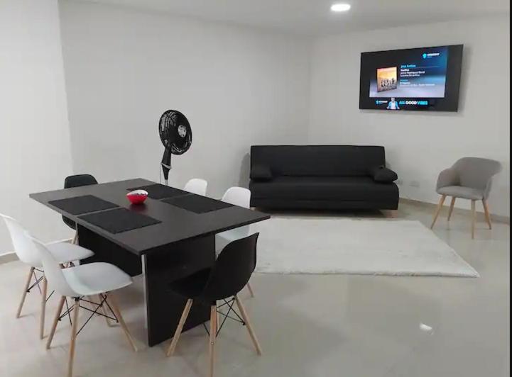 Beautiful apartment in the heart of Laurels