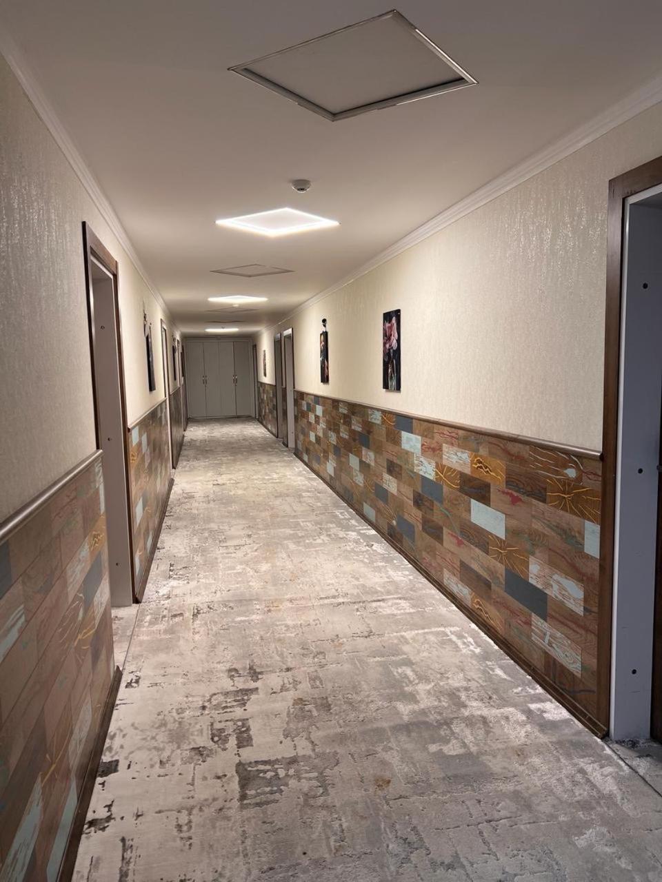 Lara Hotel