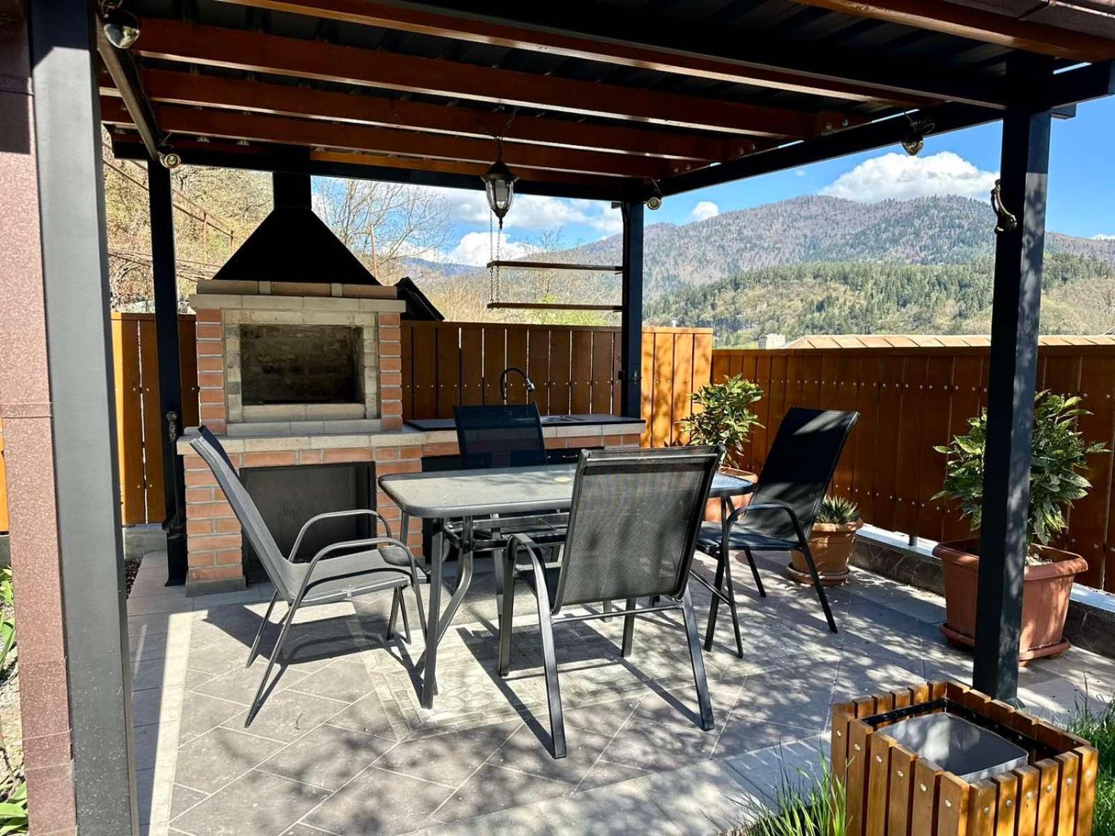 Guest house LALO view 3