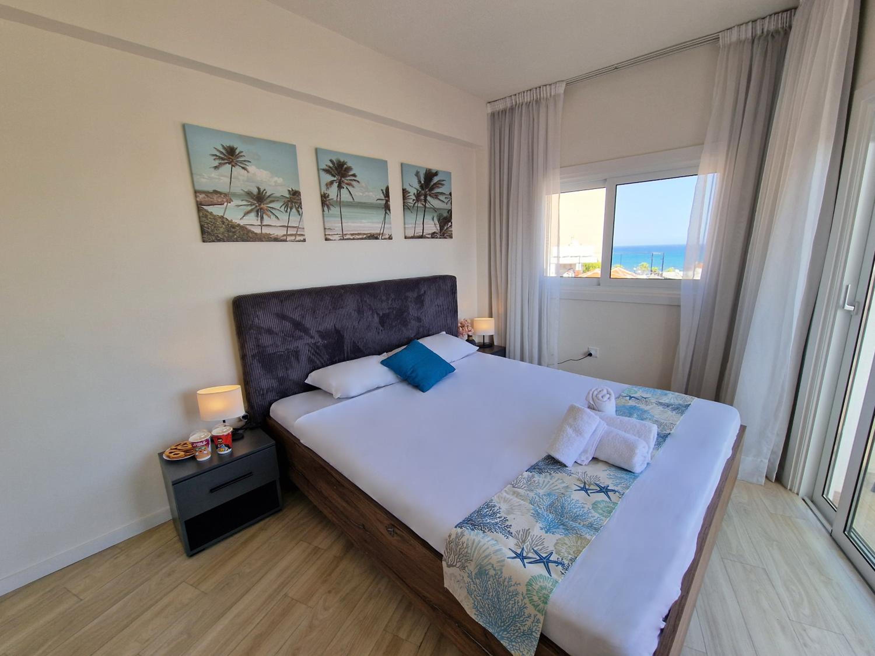 Kitieos Central Apartment with Sea View