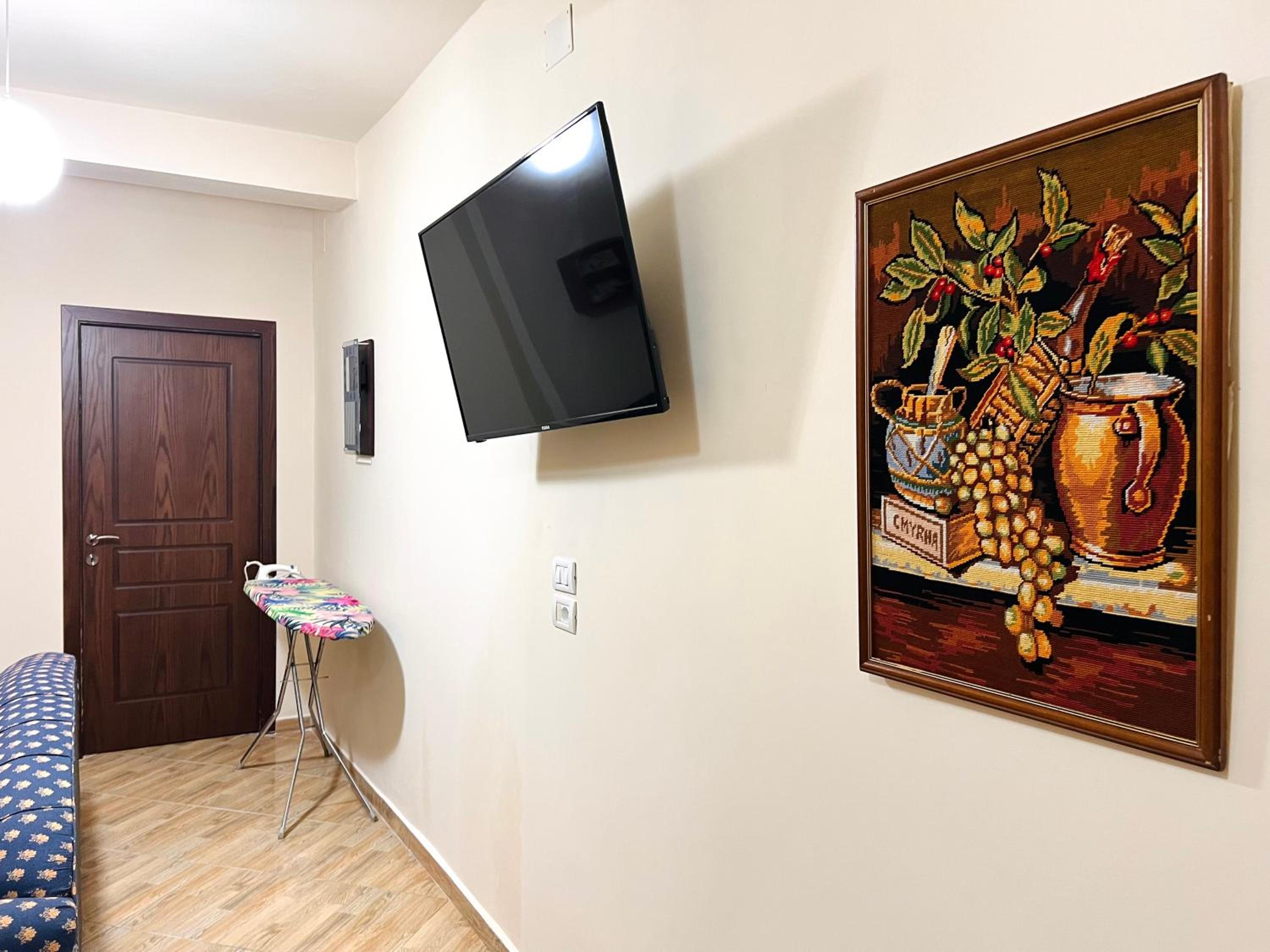 Villa EnSalv & Room & Apartment & Penthouse-Berat