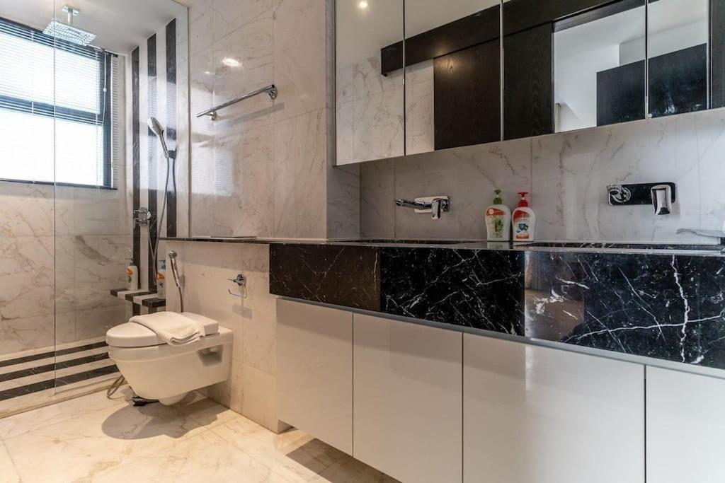 The Rixx Combo 2 of 3bedrooms at D1 Mension with pool and gym
