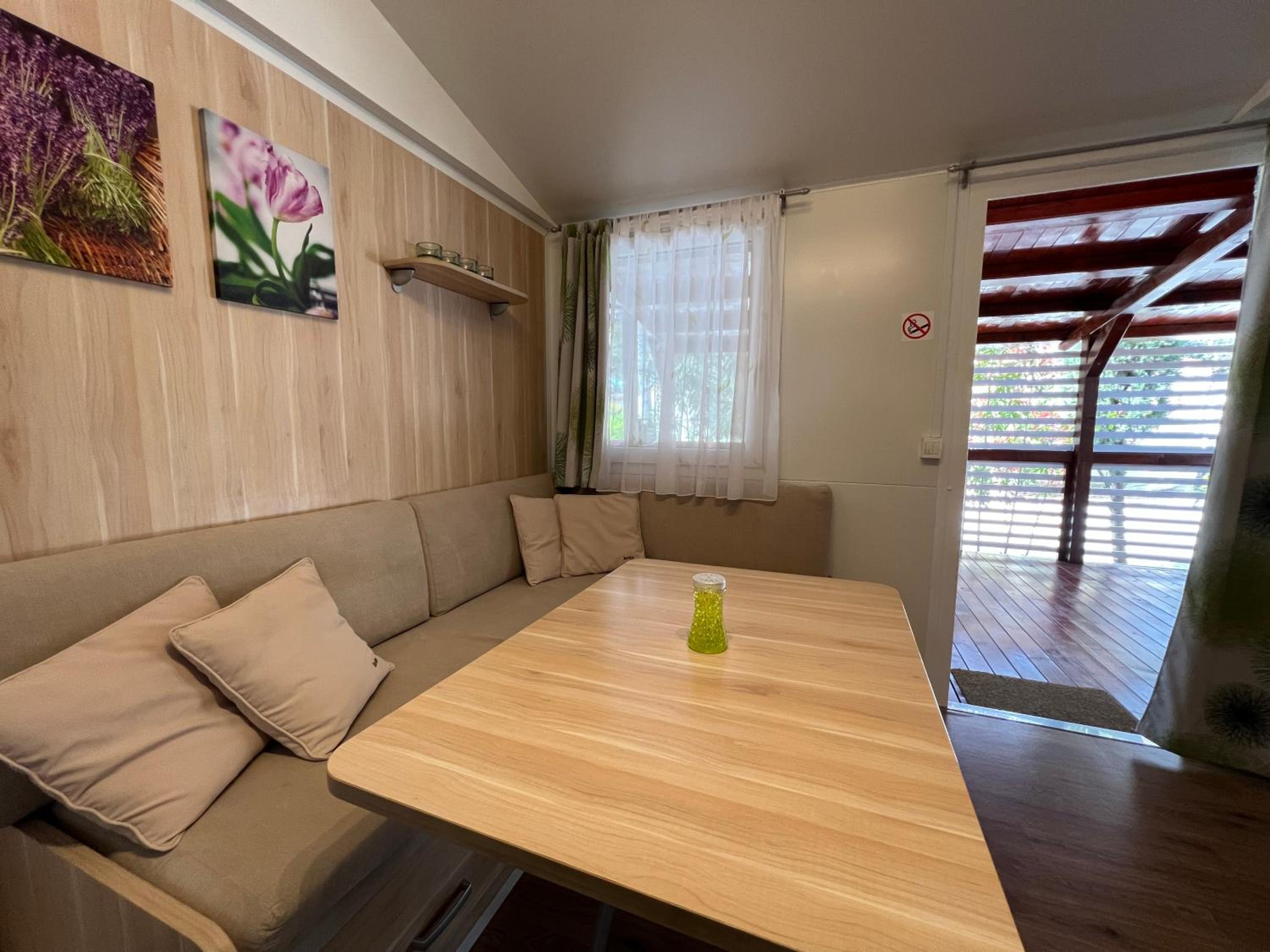 Pine And Lavander Home view 4