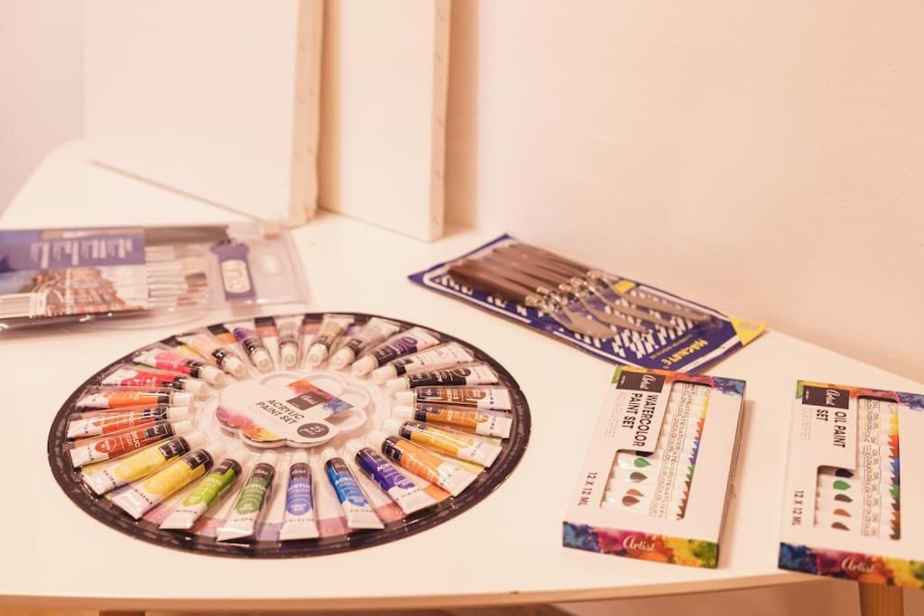 Art Studio Myslym Shyri