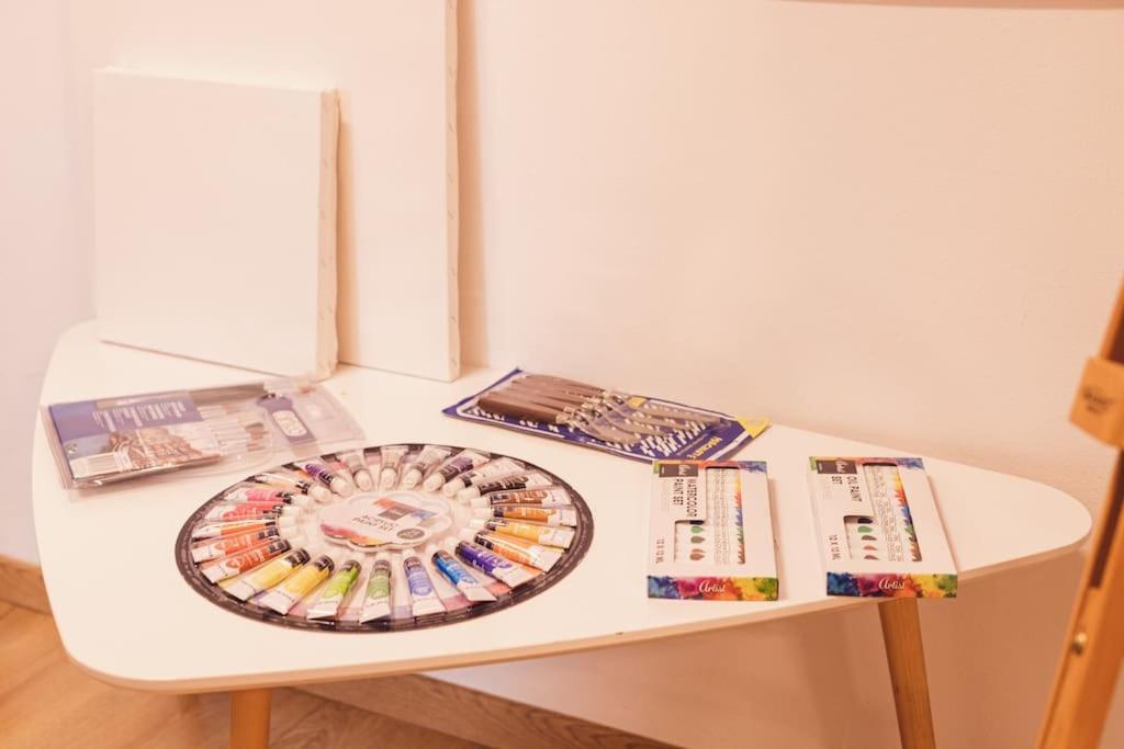 Art Studio Myslym Shyri