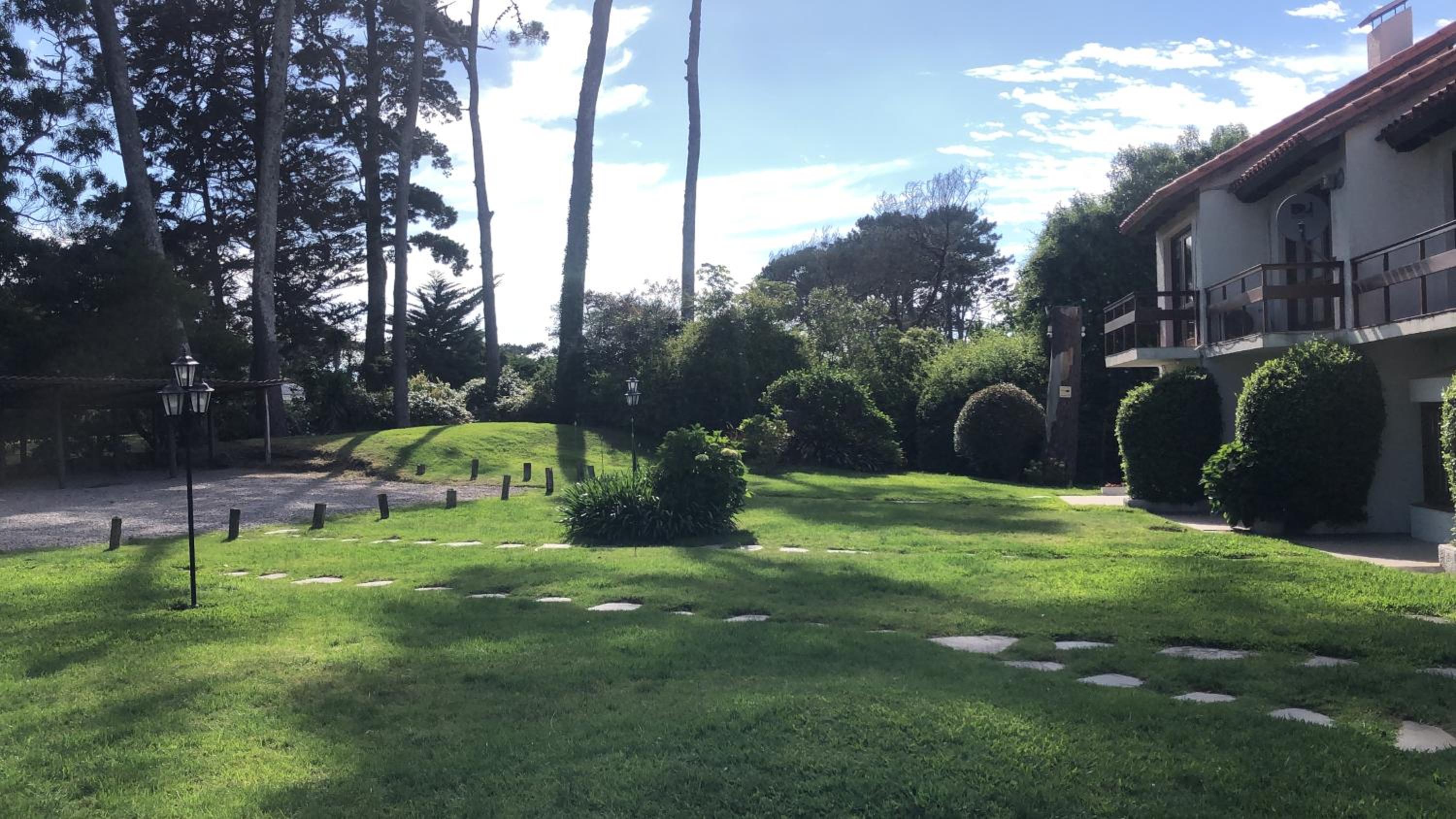 Les Pins , Av Pedragosa Sierra P Del Este , 2 dormitorios