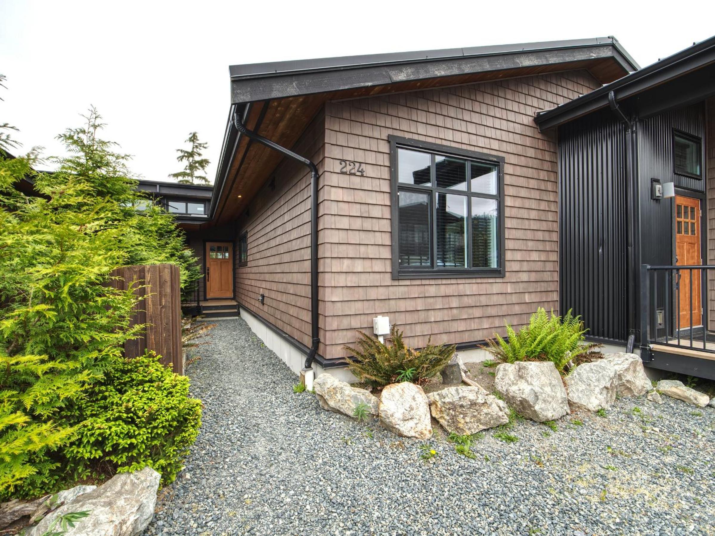 Handsome Dan's Vacation Cottage Rentals