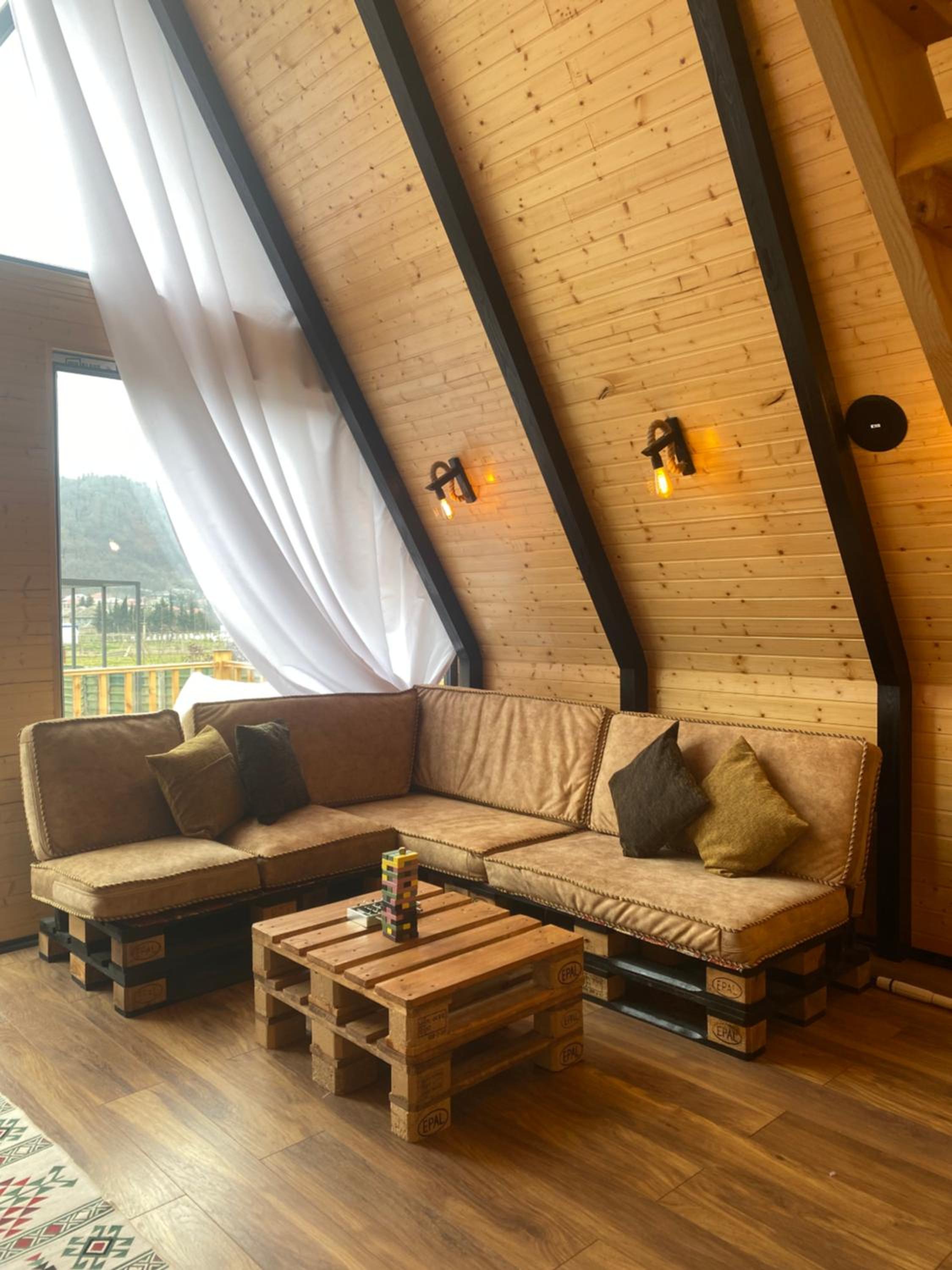 Ashla A-Frame Lenkaran
