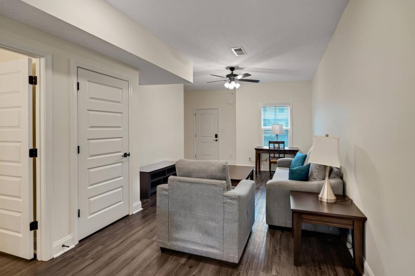 Alto M5 Marvelous 2bd,25bth wpool acc