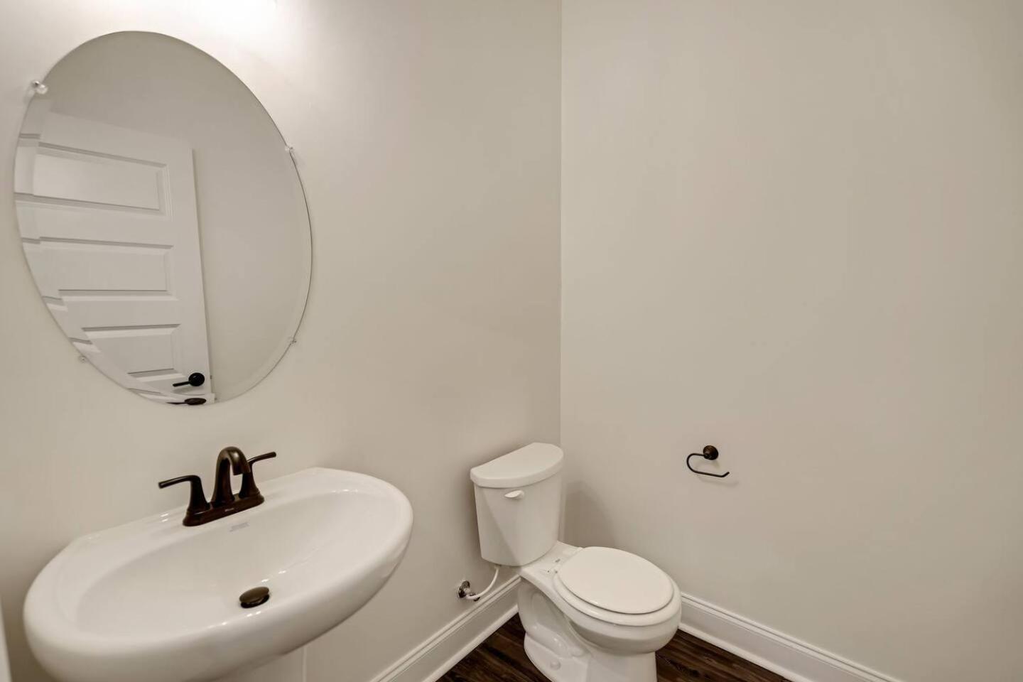 Alto M5 Marvelous 2bd,25bth wpool acc