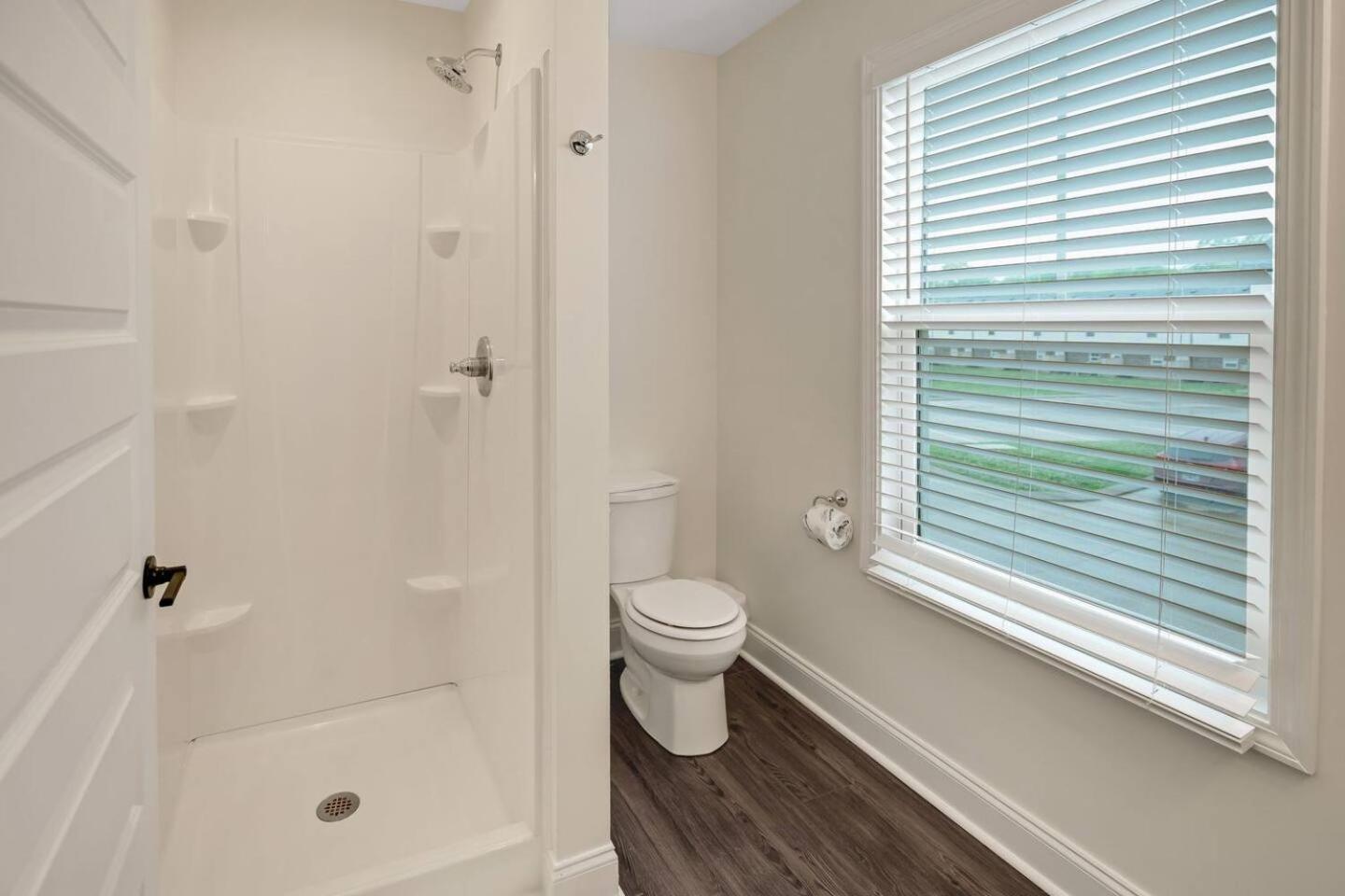 Alto M5 Marvelous 2bd,25bth wpool acc