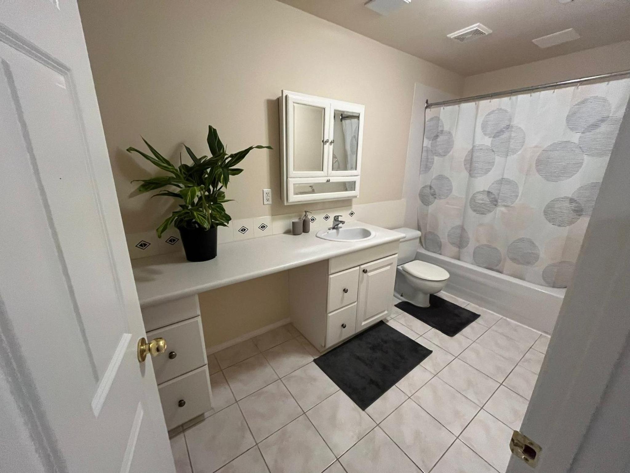 Guest Suite in Surrey
