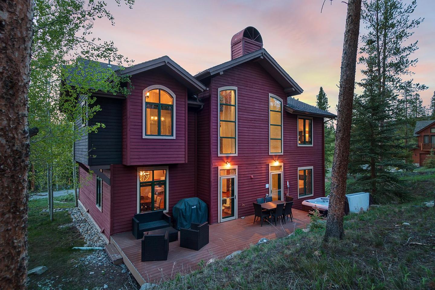 Twilight Lookout by Great Western Lodging view 4
