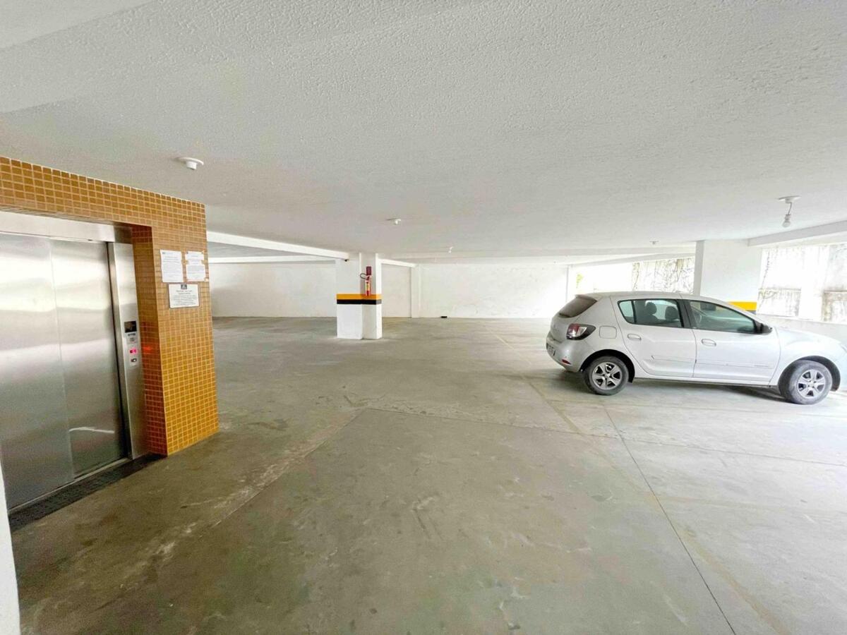 BAÍA 504 · Apt lindo em porcelanato, no melhor de B. Viagem