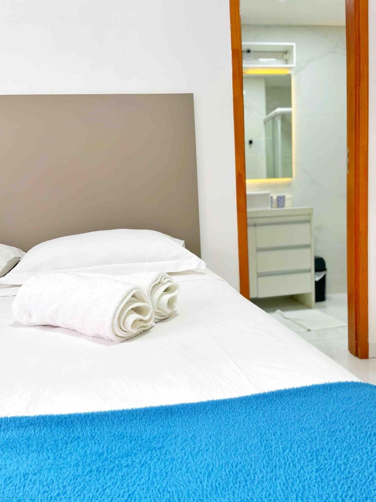 BAÍA 504 · Apt lindo em porcelanato, no melhor de B. Viagem