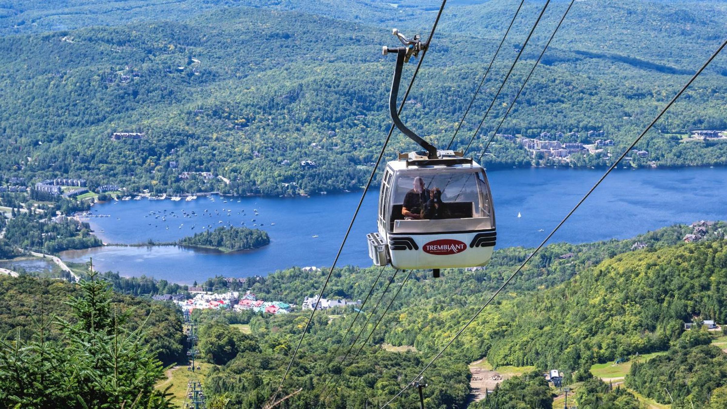 Tremblant Oasis: Luxury, Nature, Hot Tub, Views!