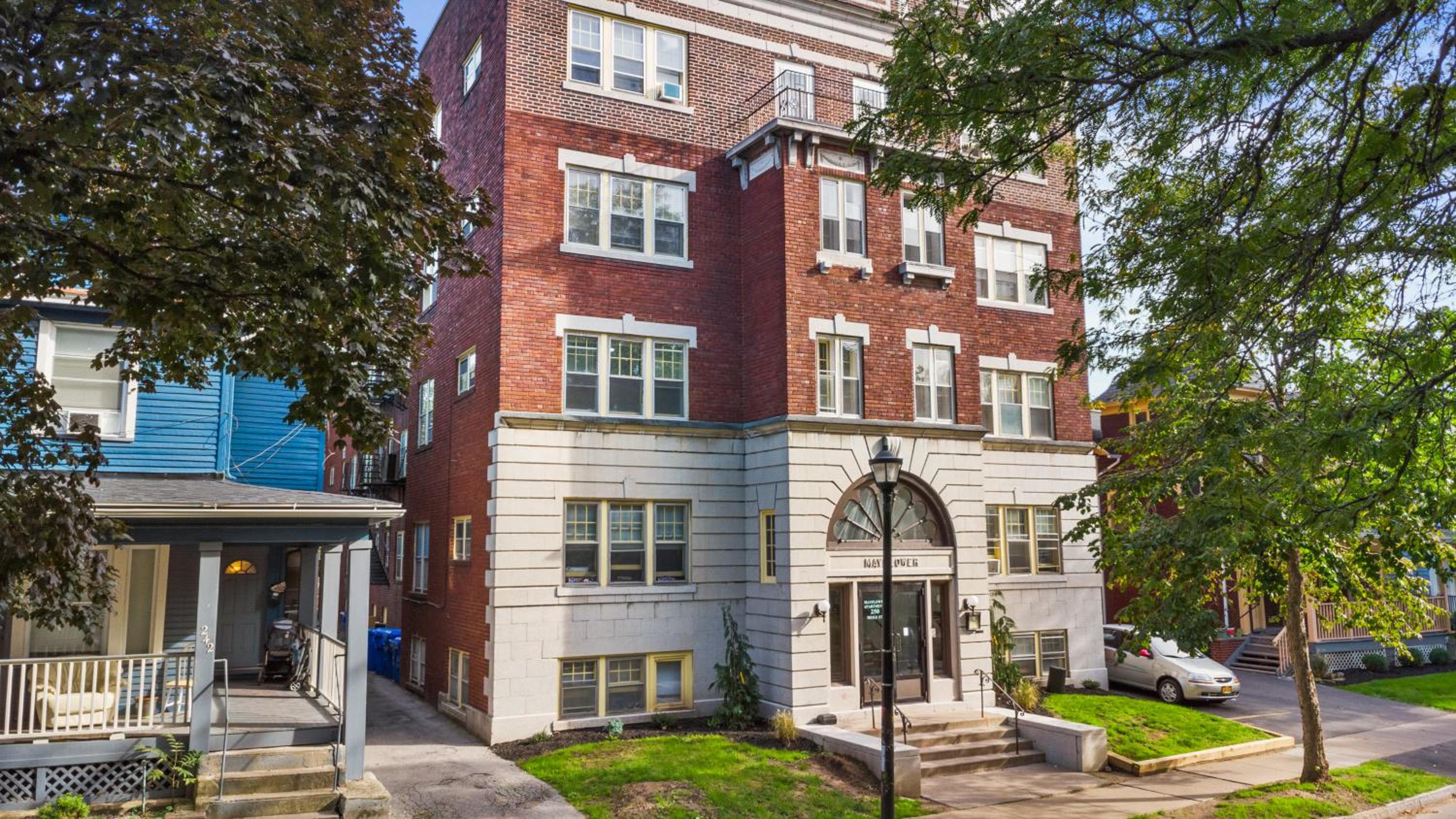 Mayflower 301 Breathtaking 2bed1bth view 2