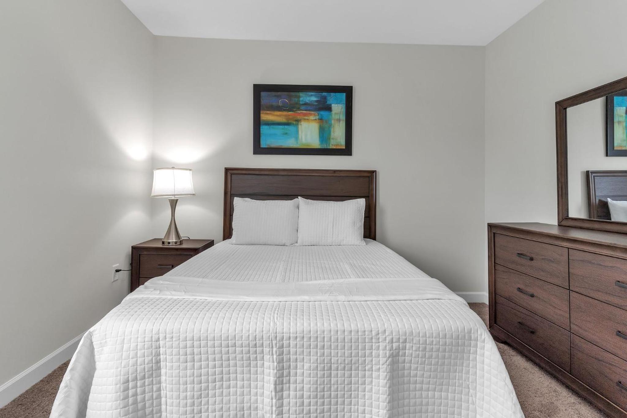 Hawks 208 Hickory Retreat I Free Parking I Wd view 3