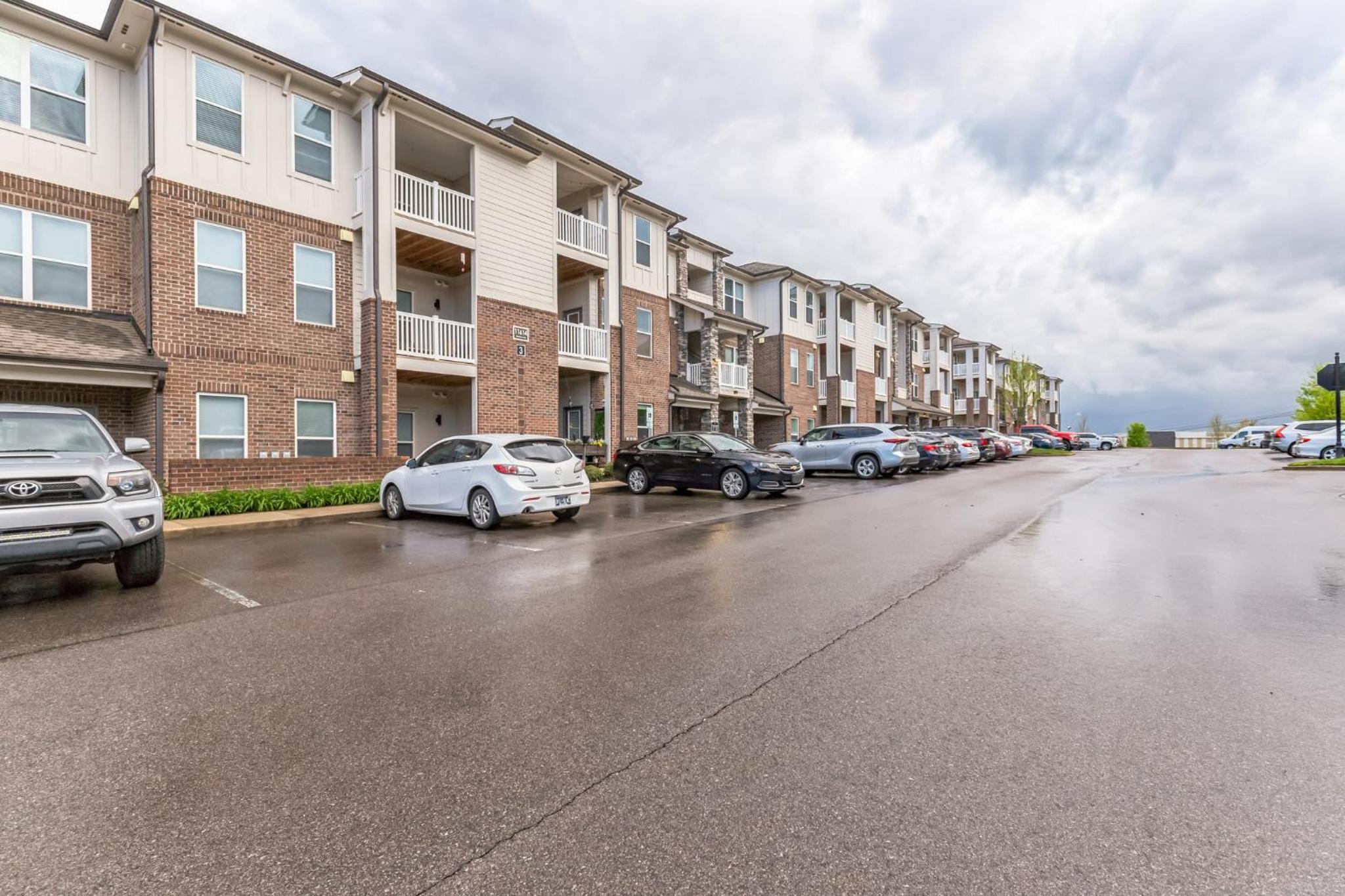 Properties By Preston - Corporate 1bd Apartment view 4