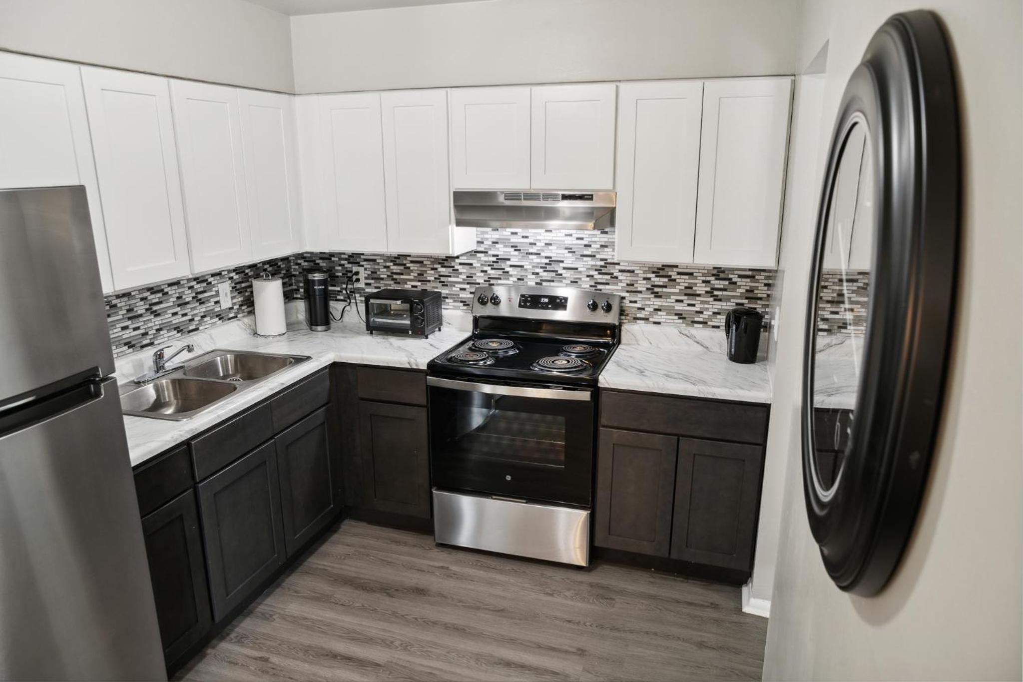 Chateau 506 Stunning In Wilmington, Free Parking! view 3