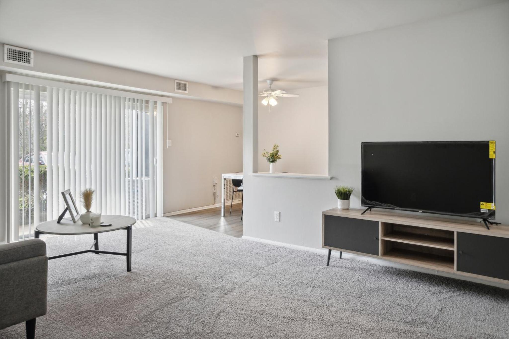 Chateau 506 Stunning In Wilmington, Free Parking! view 2
