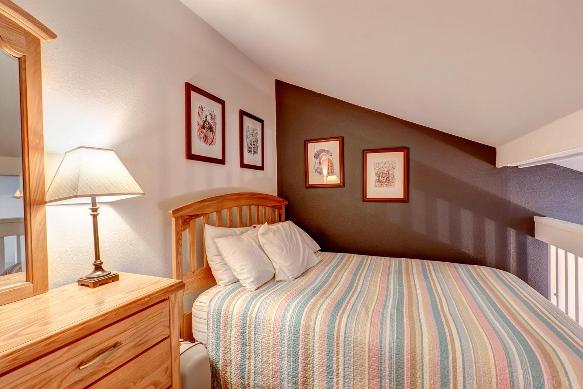 Timbernest A9 by Great Western Lodging